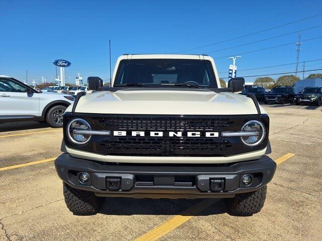 new 2025 Ford Bronco car, priced at $59,565