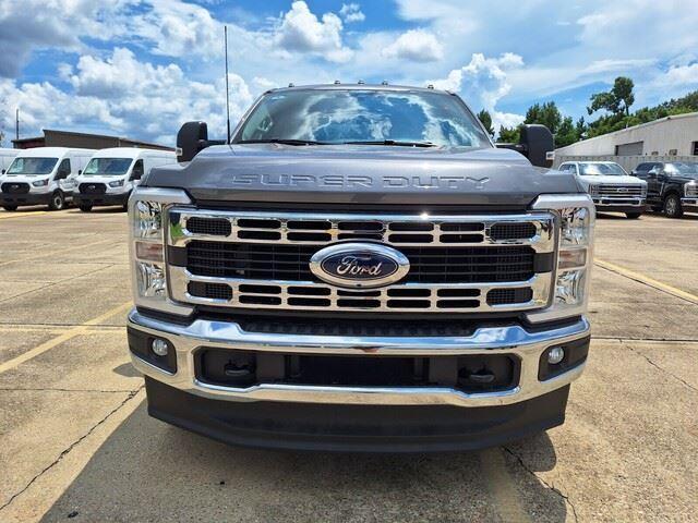 new 2025 Ford F-250 car, priced at $68,155