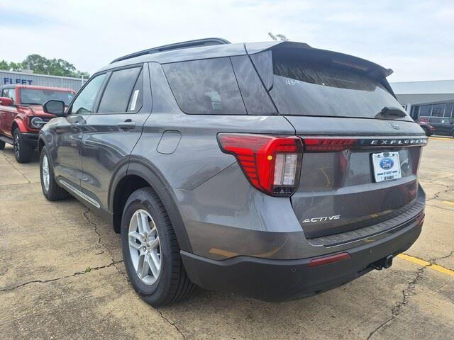 new 2025 Ford Explorer car, priced at $41,950