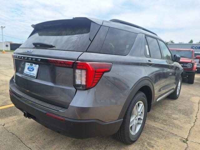 new 2025 Ford Explorer car, priced at $41,950