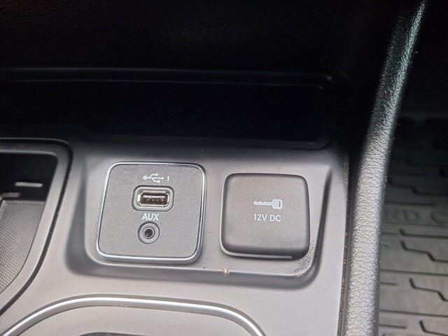 used 2020 Jeep Cherokee car, priced at $13,276