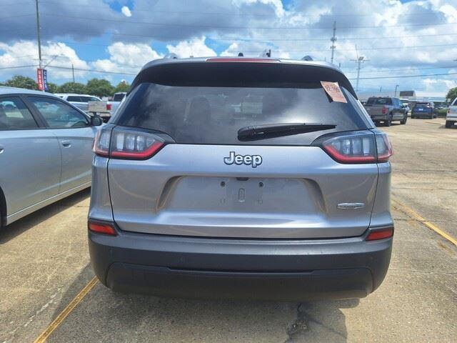 used 2020 Jeep Cherokee car, priced at $13,276