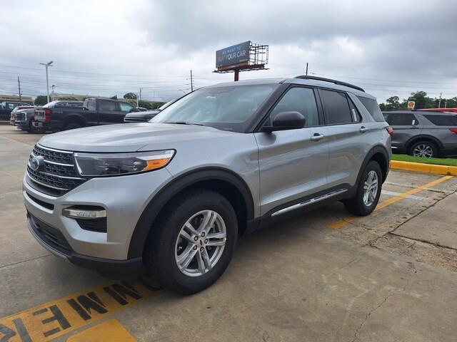 new 2024 Ford Explorer car, priced at $45,845