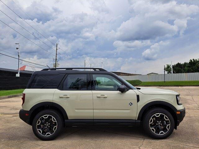 new 2025 Ford Bronco Sport car, priced at $38,265