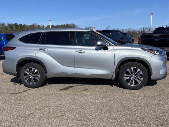 used 2020 Toyota Highlander car, priced at $32,995