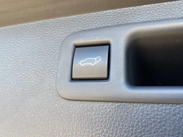 used 2020 Toyota Highlander car, priced at $32,995