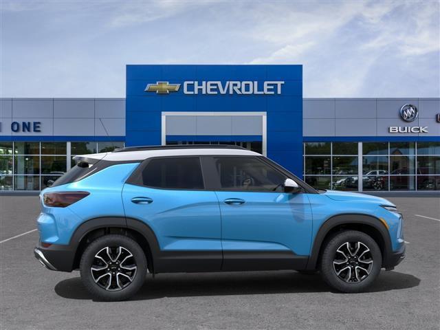 new 2025 Chevrolet TrailBlazer car, priced at $32,830