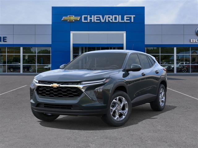 new 2025 Chevrolet Trax car, priced at $23,550