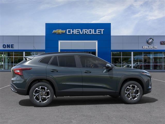 new 2025 Chevrolet Trax car, priced at $25,385