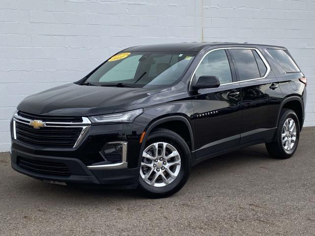 used 2022 Chevrolet Traverse car, priced at $27,995