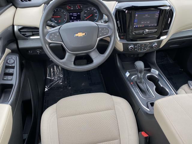 used 2022 Chevrolet Traverse car, priced at $27,995