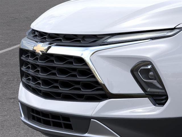 new 2025 Chevrolet Blazer car, priced at $38,395