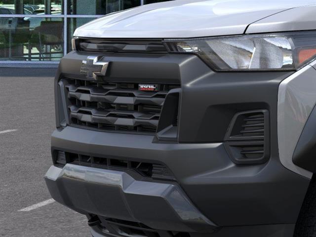 new 2025 Chevrolet Colorado car, priced at $45,640