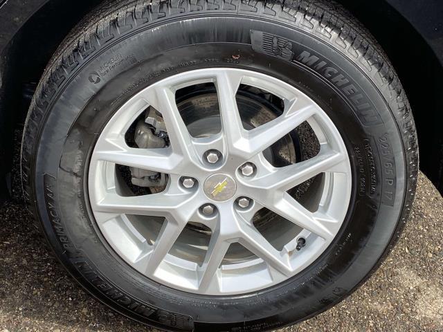 used 2022 Chevrolet Equinox car, priced at $23,500