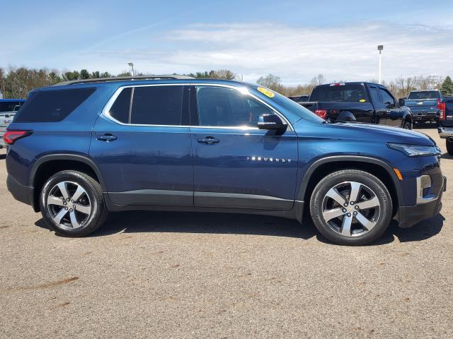 used 2022 Chevrolet Traverse car, priced at $36,995
