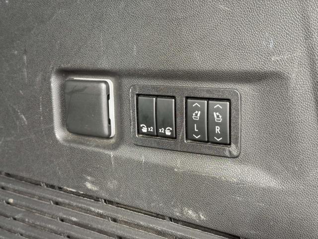 used 2022 GMC Yukon XL car, priced at $57,500