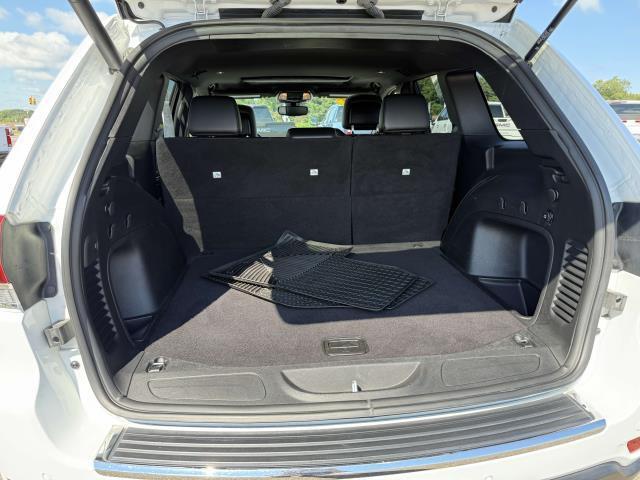 used 2021 Jeep Grand Cherokee car, priced at $21,995