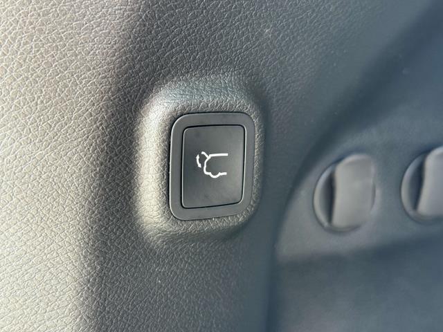used 2022 Jeep Cherokee car, priced at $24,995