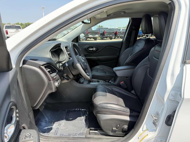 used 2022 Jeep Cherokee car, priced at $24,995