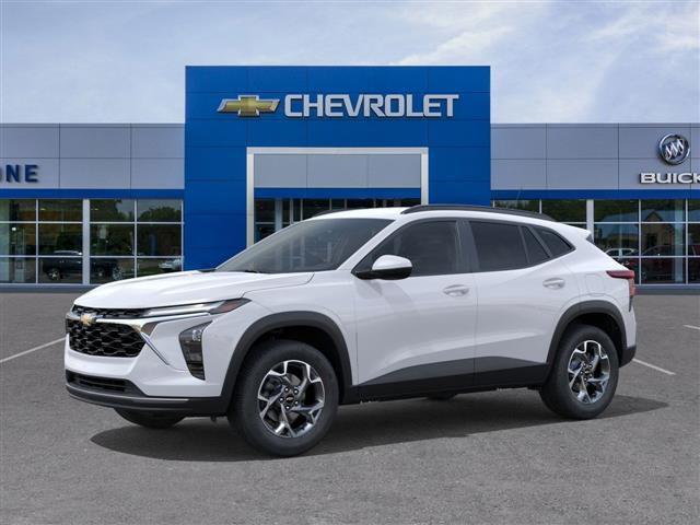 new 2025 Chevrolet Trax car, priced at $25,750