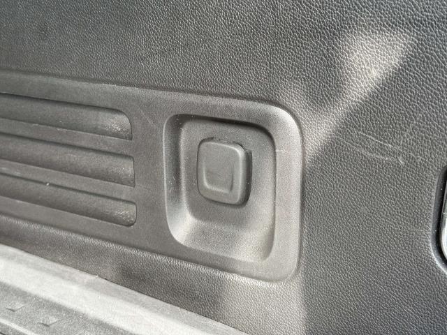 used 2021 Chevrolet Traverse car, priced at $24,995