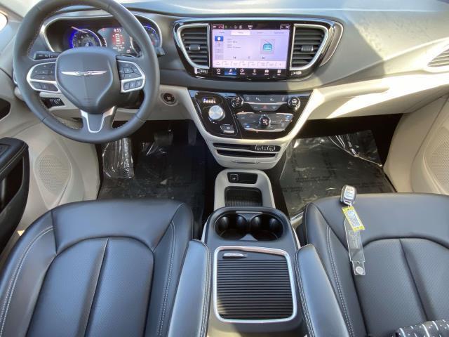 used 2023 Chrysler Pacifica car, priced at $24,700