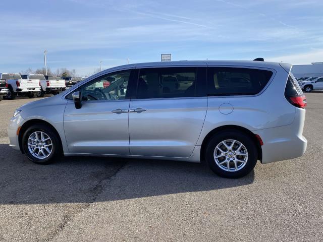 used 2023 Chrysler Pacifica car, priced at $24,700
