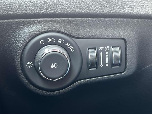 used 2020 Jeep Compass car, priced at $18,995