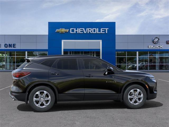 new 2025 Chevrolet Blazer car