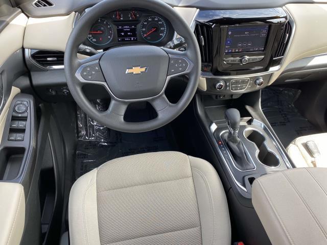 used 2022 Chevrolet Traverse car, priced at $27,995