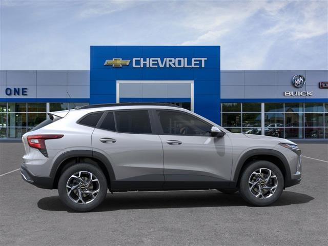 new 2025 Chevrolet Trax car, priced at $26,284