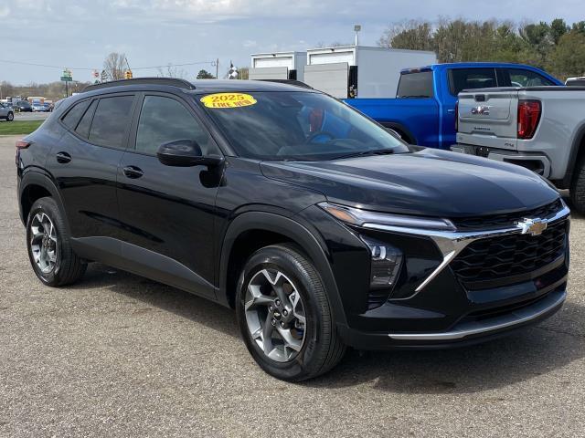 used 2025 Chevrolet Trax car, priced at $23,500