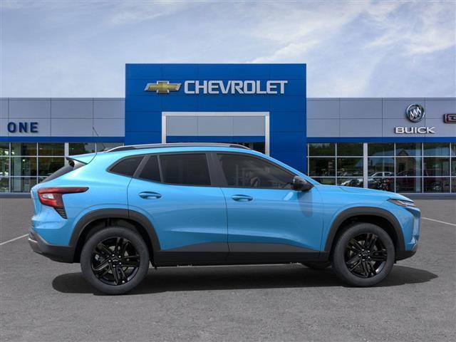 new 2025 Chevrolet Trax car