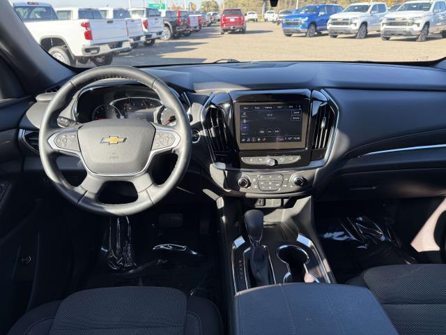used 2023 Chevrolet Traverse car, priced at $29,995