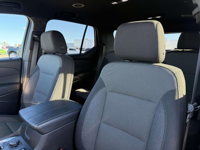 used 2023 Chevrolet Traverse car, priced at $29,995