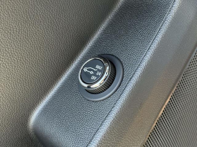 used 2023 Chevrolet Traverse car, priced at $29,995