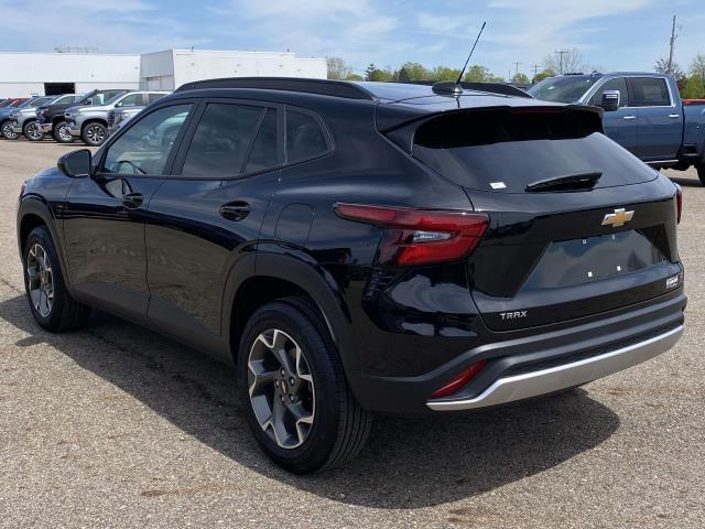 used 2024 Chevrolet Trax car, priced at $22,995