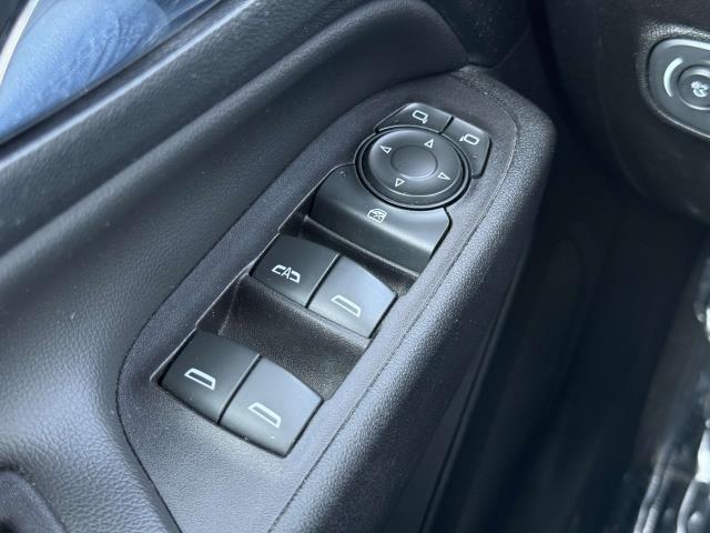 used 2021 Chevrolet Equinox car, priced at $16,995