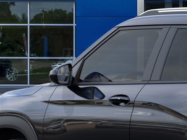 new 2025 Chevrolet TrailBlazer car, priced at $27,595