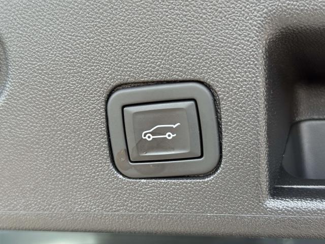 used 2024 Chevrolet Equinox car, priced at $24,995