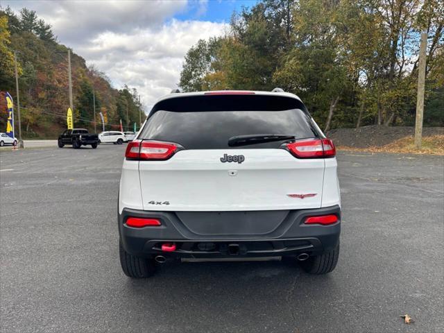 used 2015 Jeep Cherokee car, priced at $13,900