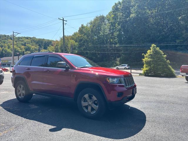 used 2013 Jeep Grand Cherokee car, priced at $15,900