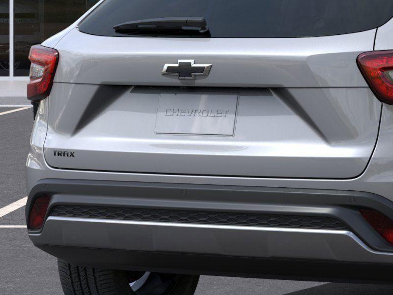 new 2025 Chevrolet Trax car, priced at $26,010