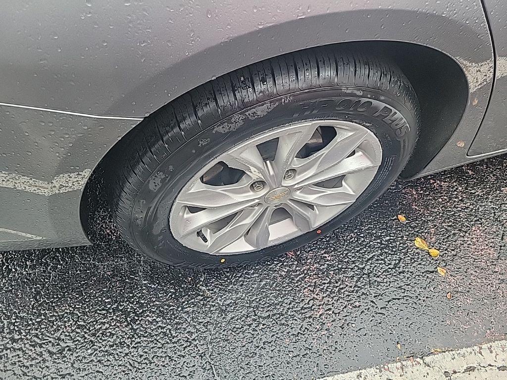 used 2023 Chevrolet Malibu car, priced at $17,999