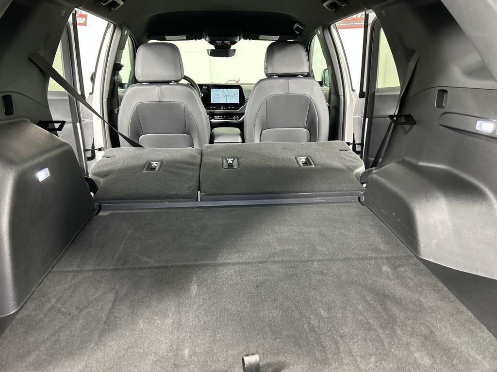 used 2025 Chevrolet Equinox car, priced at $30,341