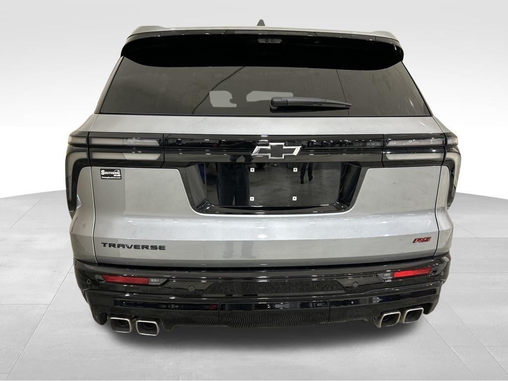 used 2025 Chevrolet Traverse car, priced at $51,500