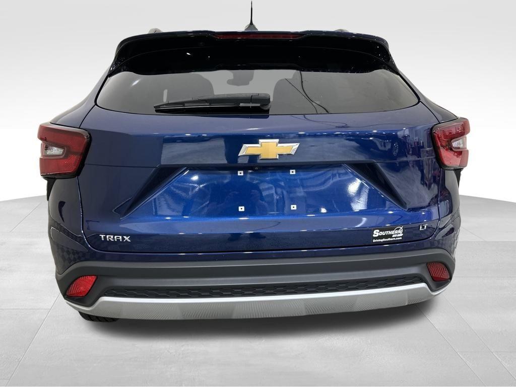 used 2024 Chevrolet Trax car, priced at $22,720