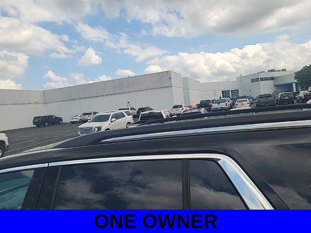 used 2022 Chevrolet Traverse car, priced at $31,722