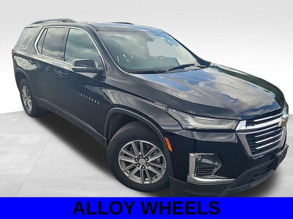 used 2022 Chevrolet Traverse car, priced at $31,722