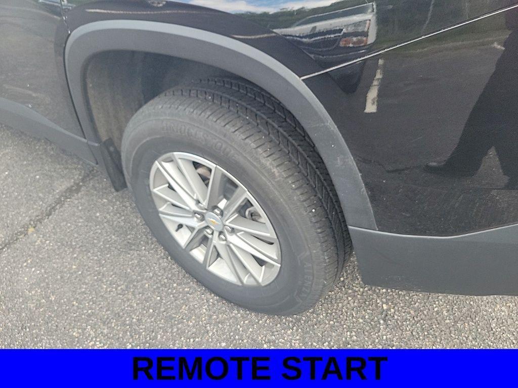 used 2022 Chevrolet Traverse car, priced at $31,722